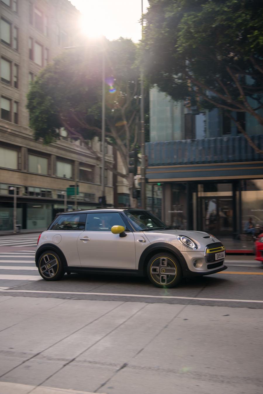  Mini Cooper SE (F56) 2019 года  (WW) (фото 49 из 132)